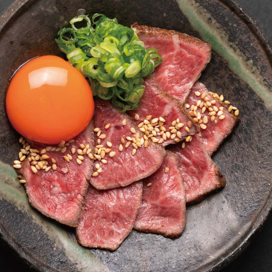 Seared Kobe beef yukhoe with egg yolk